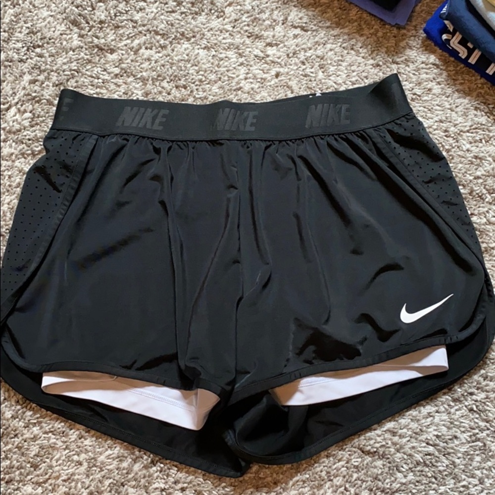 nike black running shorts
